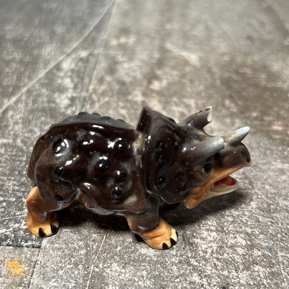 Vintage Newcrest Hand Painted Lion and Friend Made in Japan - Picture 9 of 11